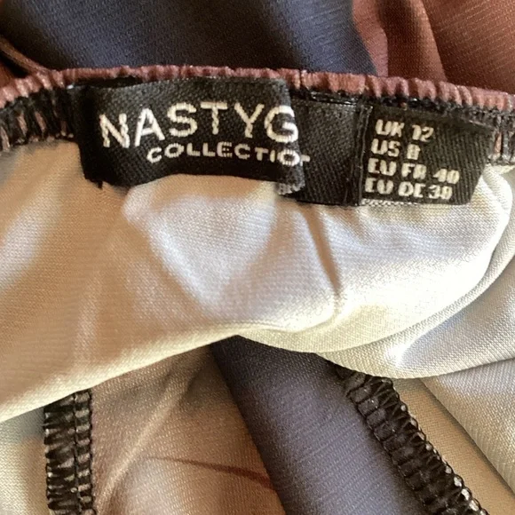 Nasty Gal Halter Jumpsuit in Brown, Black and Taupe Swirl Print Size 8 - Picture 4 of 5